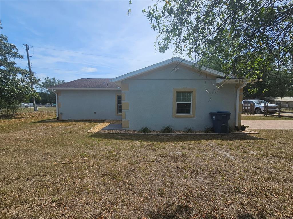 33175 Patrice Road Dade City, FL 33523 - Photo 2 of 24 Gallery Image 2