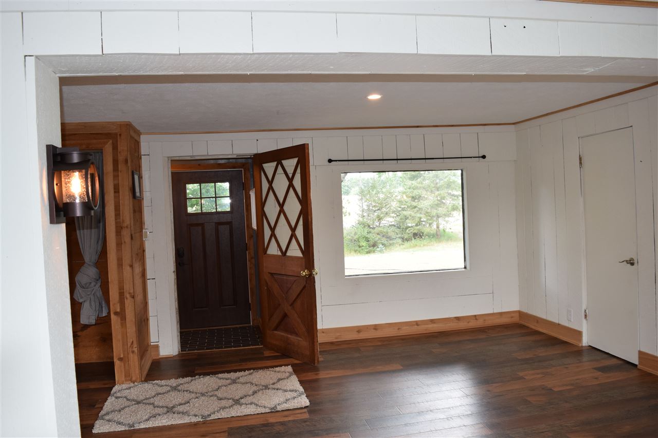 8218 Cedar Run Road Traverse City, MI 49684 - Photo 4 of 13 1866467-3.JPG