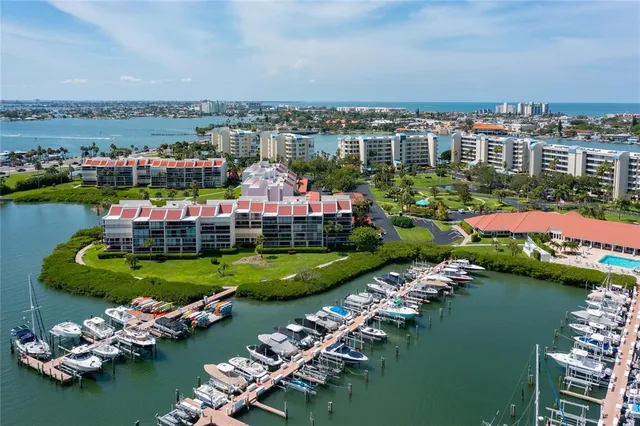 $3,500 | 7907 Sailboat Key Boulevard South, Unit 108, South Pasadena, FL 33707