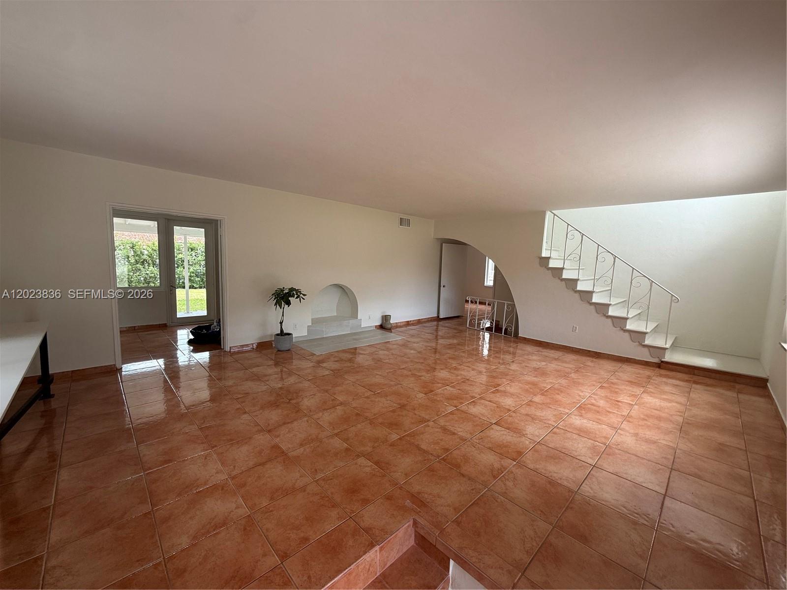 6312 Alton Road Miami Beach, FL 33140 - Photo 12 of 15
