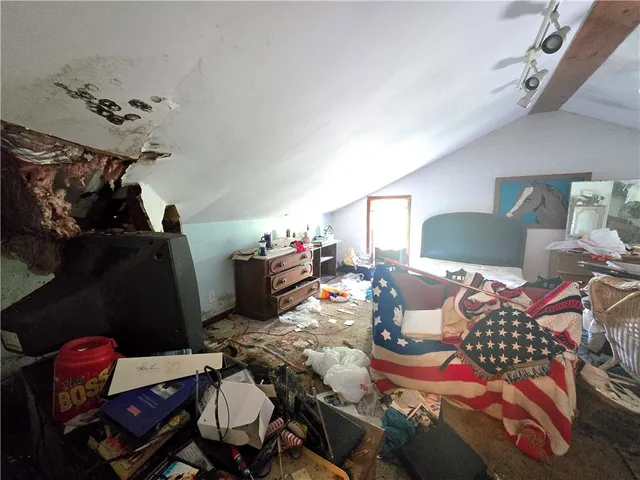 $69,900 | 5018 Highway 31, Clay, NY 13041