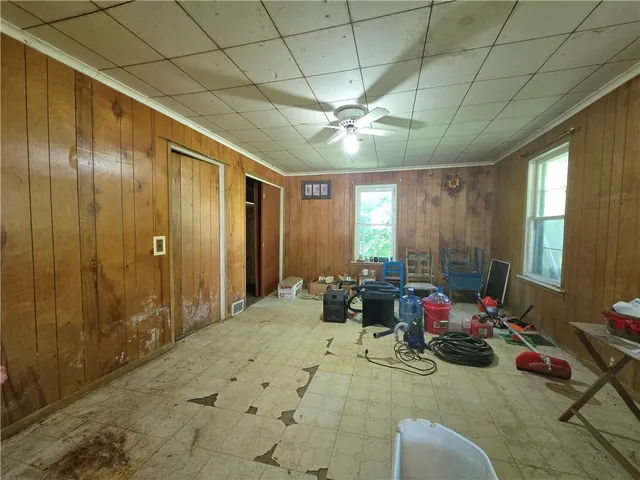 $69,900 | 5018 Highway 31, Clay, NY 13041