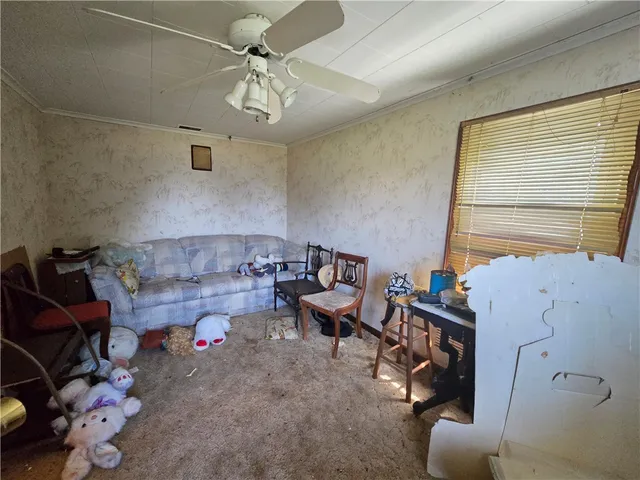 $69,900 | 5018 Highway 31, Clay, NY 13041