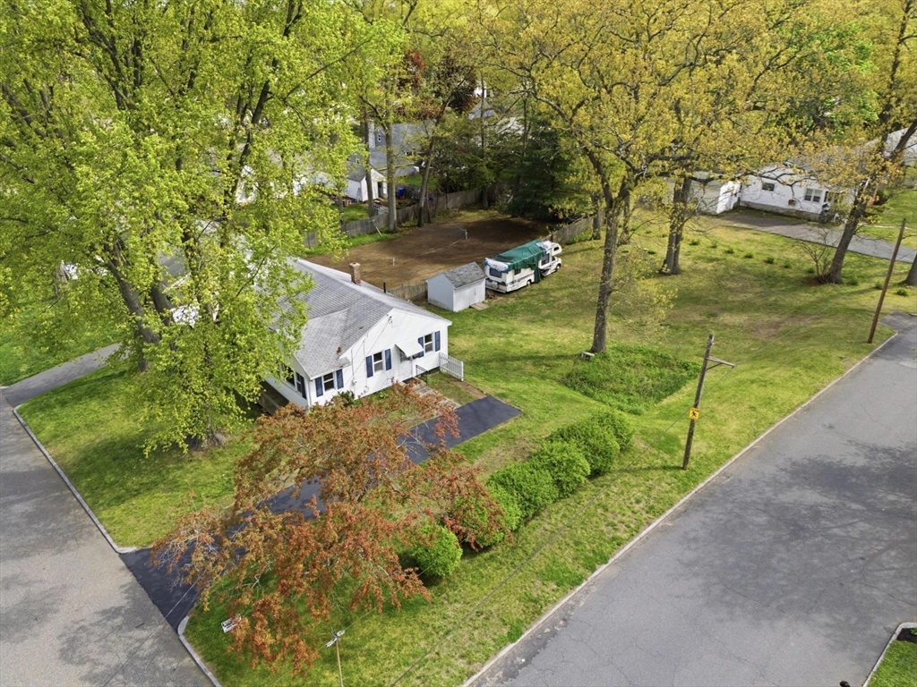 129 Cooper Street Springfield, MA 01108 - Photo 2 of 37