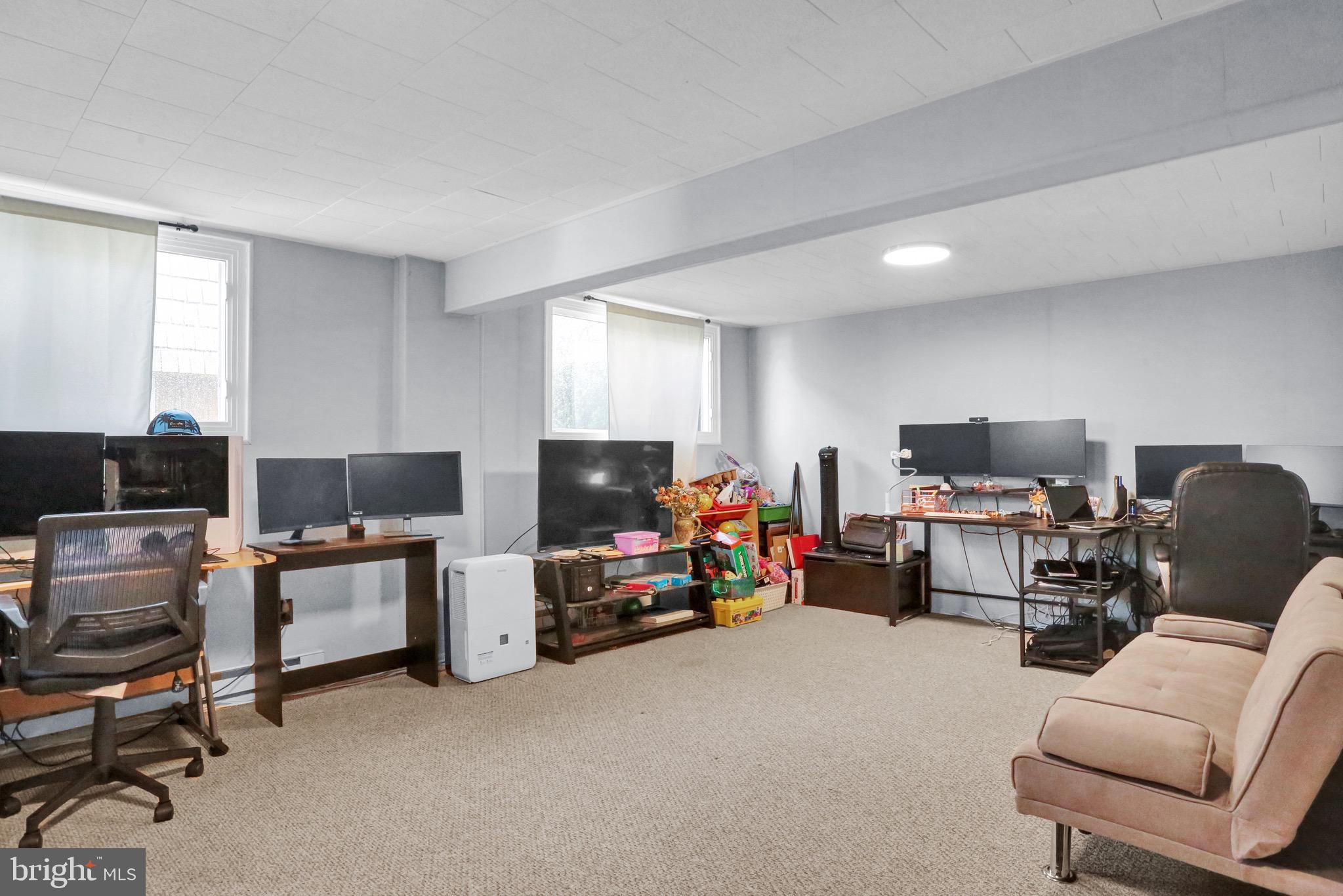 655 High Boulevard Reading, PA 19607 - Photo 22 of 24