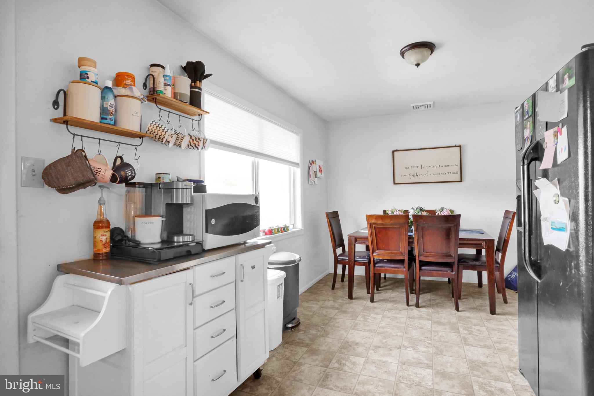 655 High Boulevard Reading, PA 19607 - Photo 8 of 24
