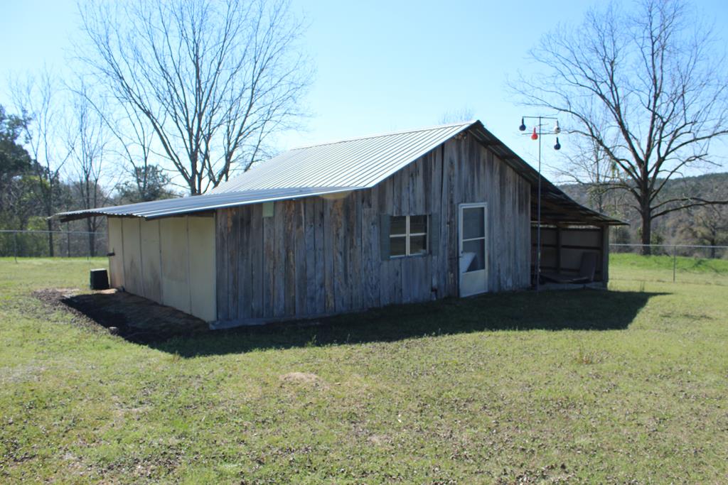 2536 Will Logan Road Ozark, AL 36360 - Photo 6 of 33 Barn at Main House