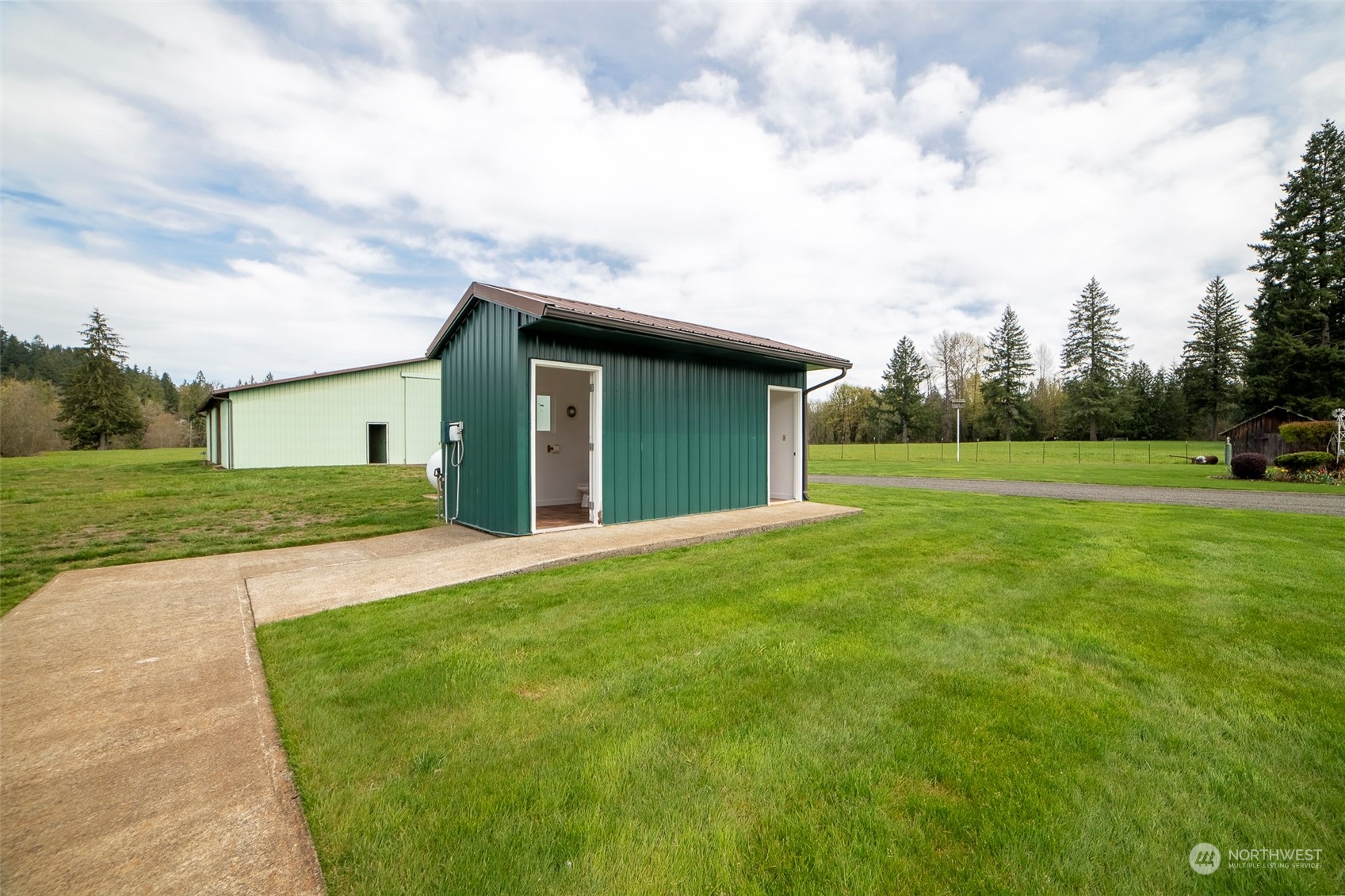 194 Berg Road Onalaska, WA 98570 - Photo 28 of 40 Gallery Image 28