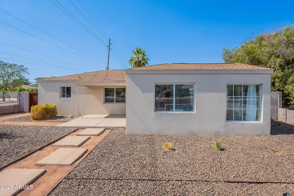 $649,990 | 502 East Osborn Road, Phoenix, AZ 85012