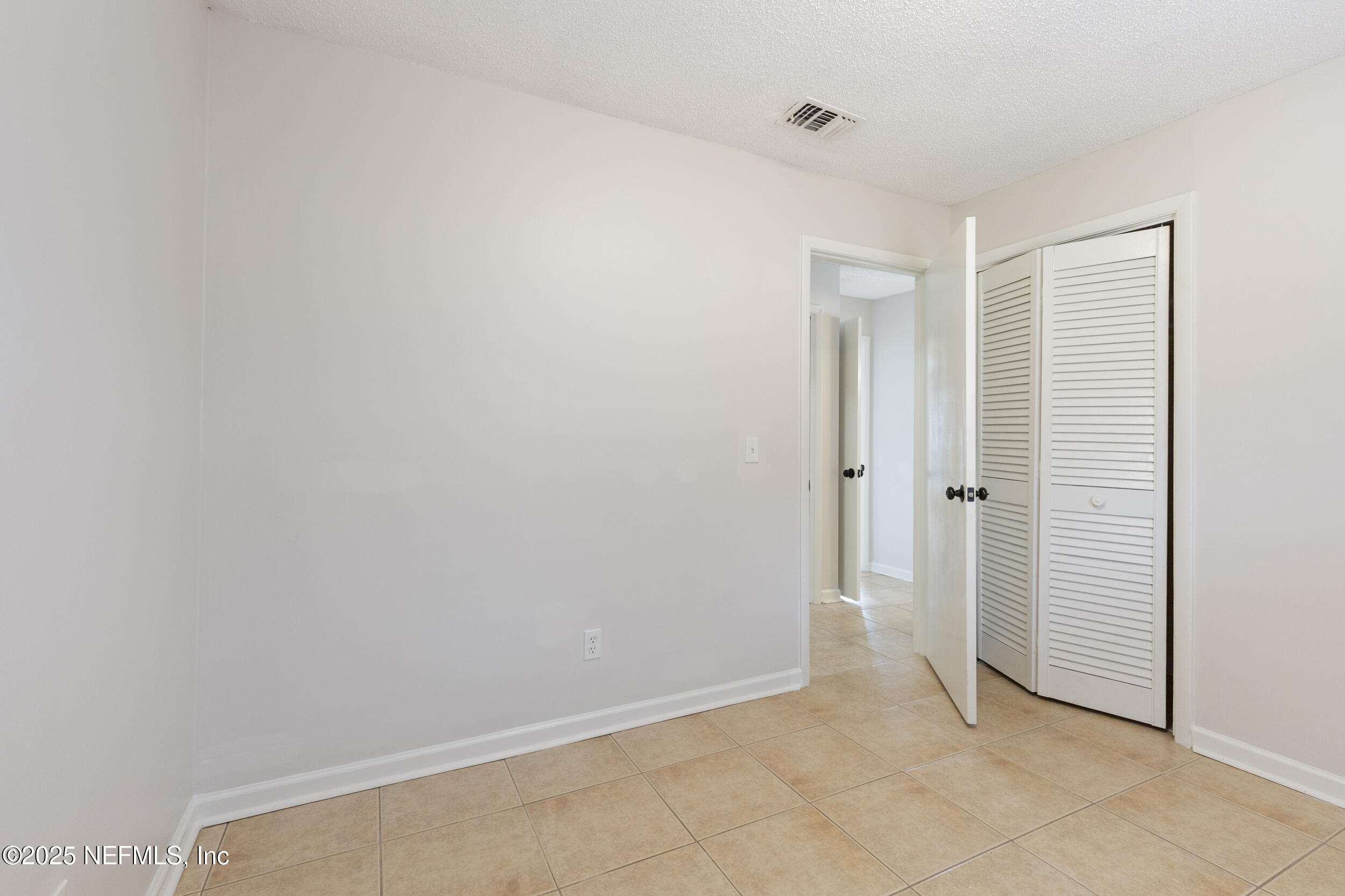 4135 Dawnridge Road East Jacksonville, FL 32277 - Photo 16 of 25 Guest Bedroom 2B