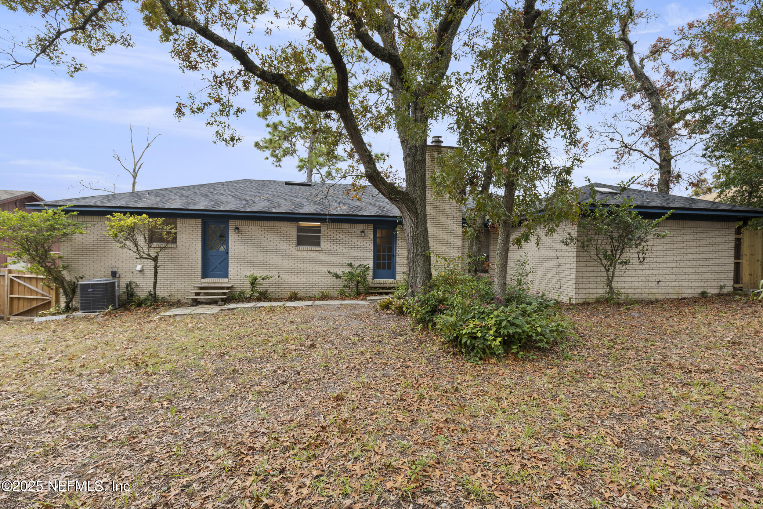4135 Dawnridge Road East Jacksonville, FL 32277 - Photo 20 of 25 Back Facade