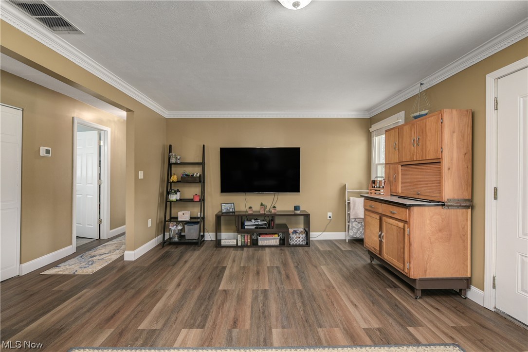 8998 Cooley Road Ravenna, OH 44266 - Photo 5 of 29 Gallery Image 5