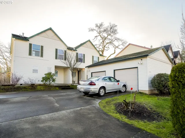 $550,000 | 15648 Northeast Milton Place, Portland, OR 97230