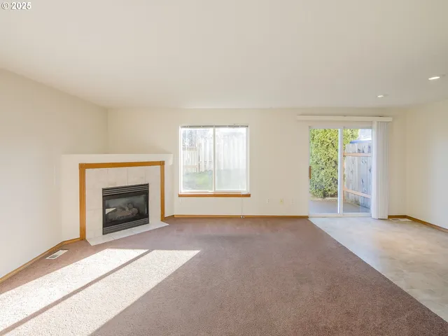 $550,000 | 15648 Northeast Milton Place, Portland, OR 97230