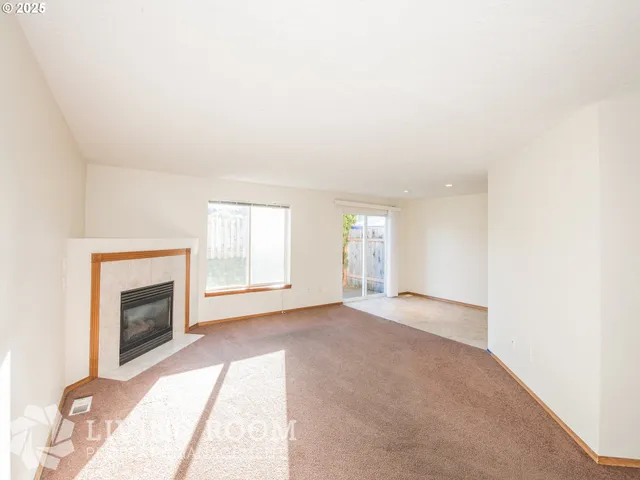 $550,000 | 15648 Northeast Milton Place, Portland, OR 97230