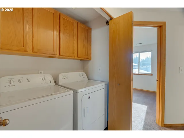 $550,000 | 15648 Northeast Milton Place, Portland, OR 97230