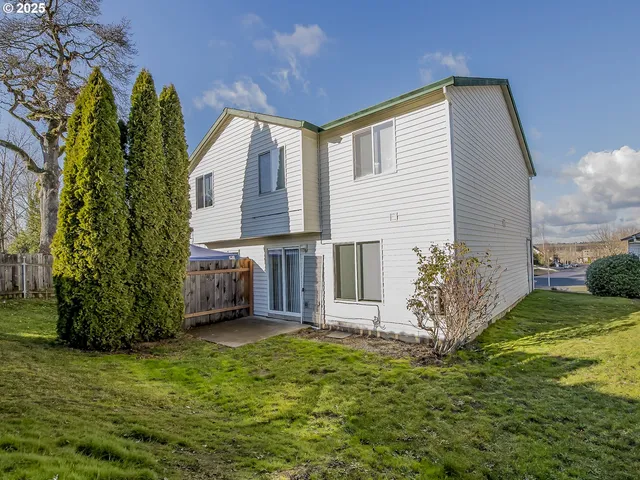 $550,000 | 15648 Northeast Milton Place, Portland, OR 97230