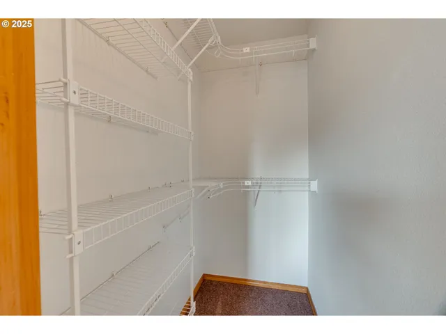 $550,000 | 15648 Northeast Milton Place, Portland, OR 97230