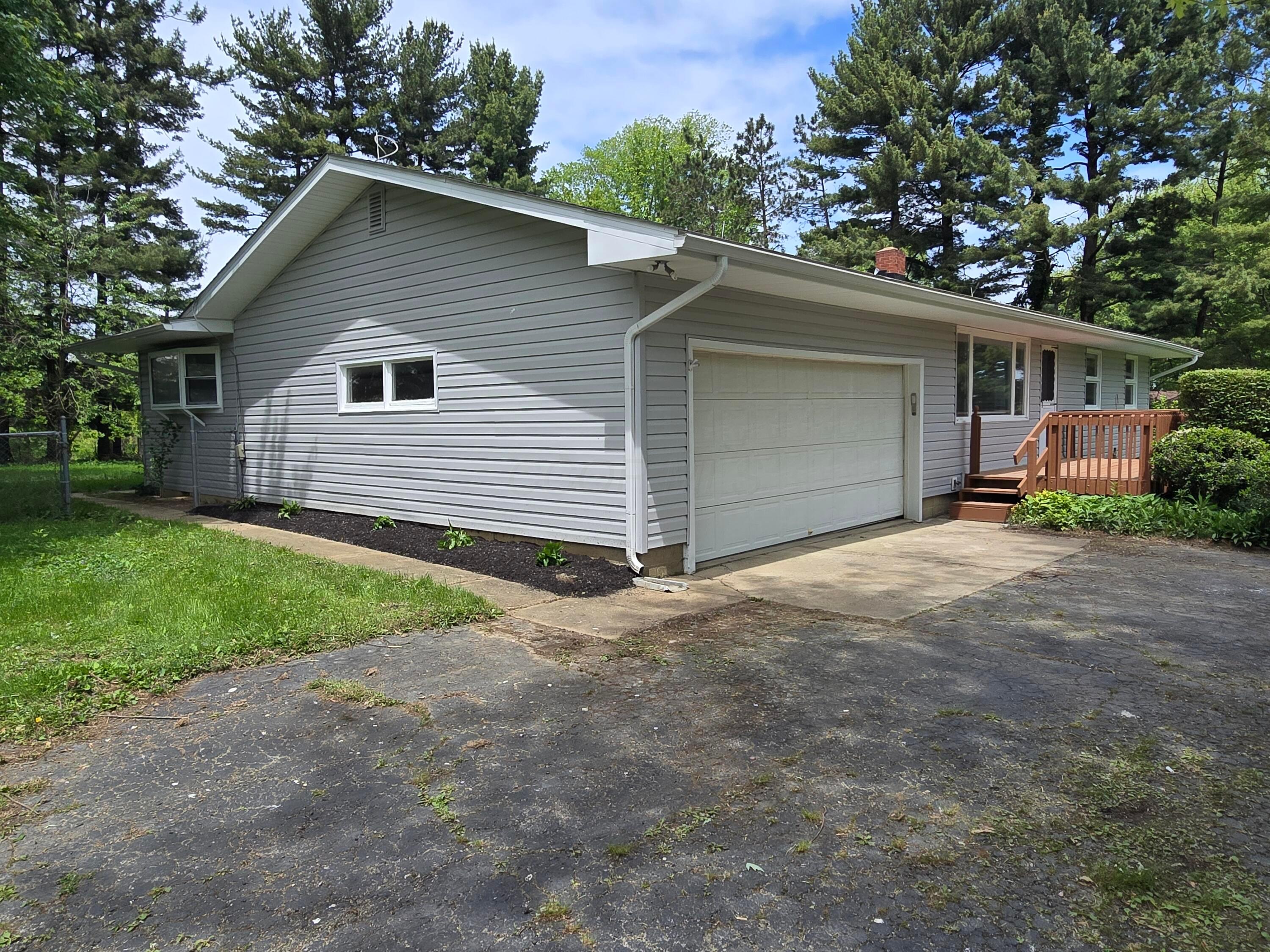 106 Sharon Heights Road Southwest Pataskala, OH 43062 - Photo 2 of 43 106 Sharon Hts (47)