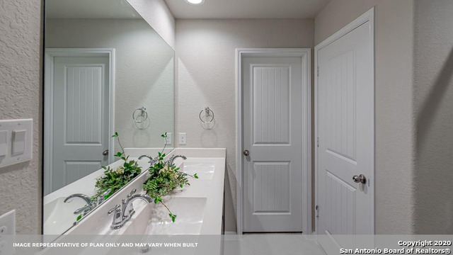 707 Wild Olive Way Seguin, TX 78155 - Photo 19 of 28