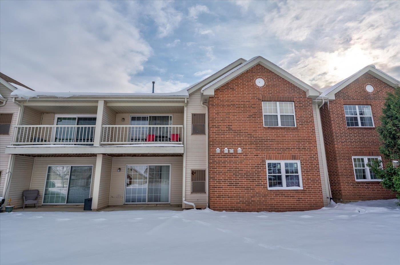 909 Park, Unit 101 Oregon, WI 53575 - Photo 11 of 44