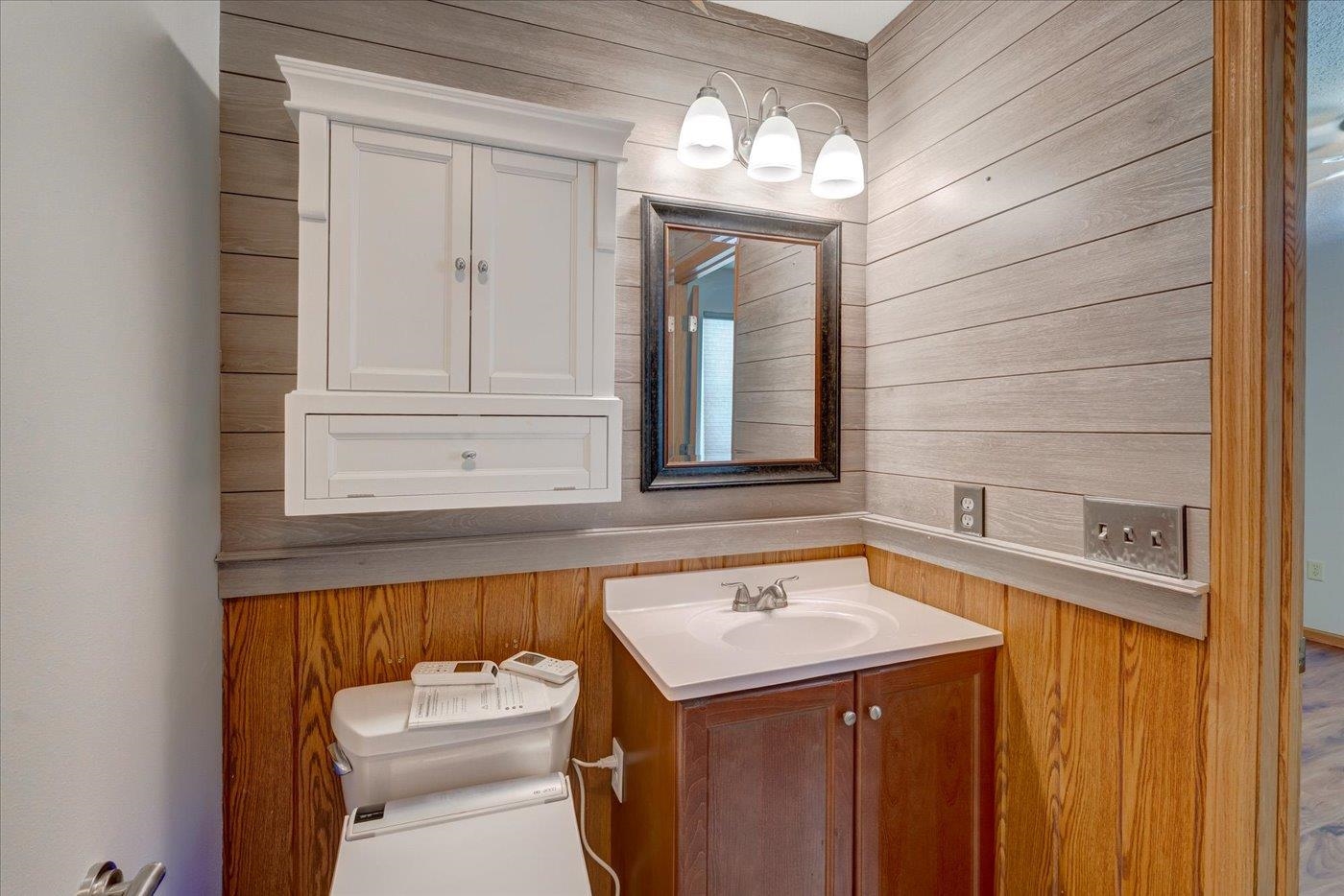 909 Park, Unit 101 Oregon, WI 53575 - Photo 33 of 44