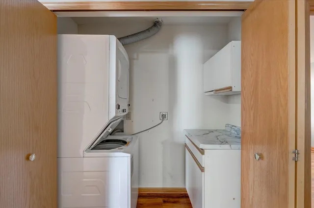 $225,000 | 909 Park, Unit 101, Oregon, WI 53575