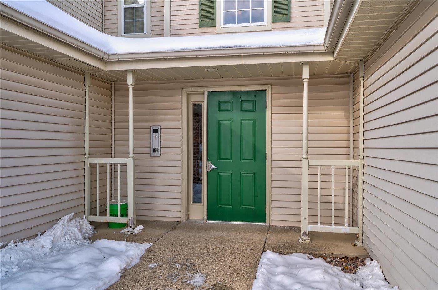 909 Park, Unit 101 Oregon, WI 53575 - Photo 7 of 44