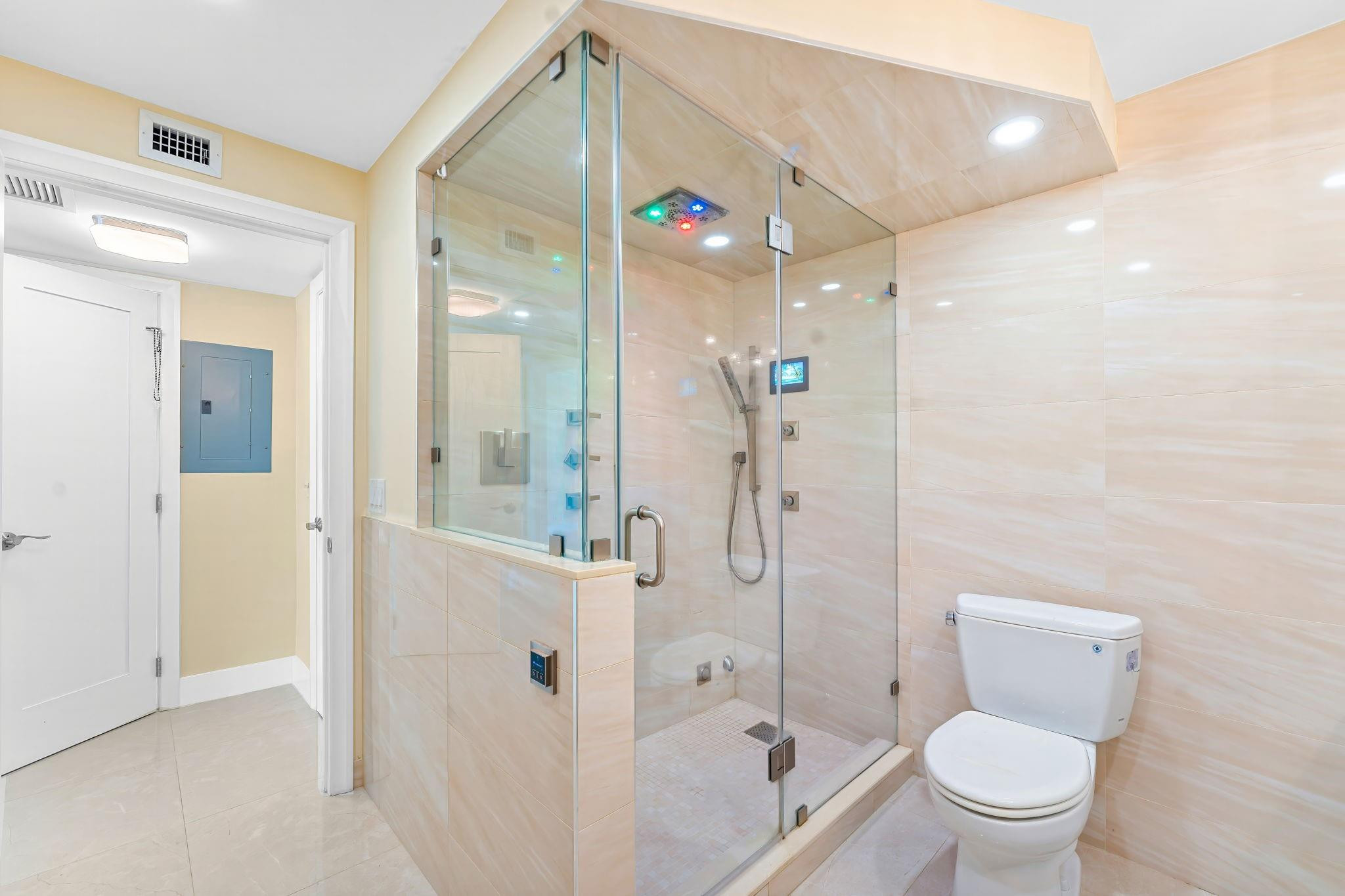 1200 South Ocean Boulevard, Unit 8D Boca Raton, FL 33432 - Photo 16 of 23 Photo 16