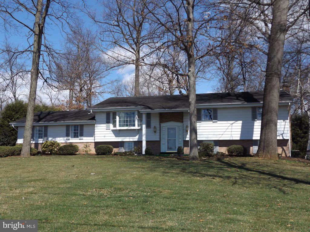 4015 Nolt Road Landisville, PA 17538 - Photo 3 of 48 Gallery Image 3