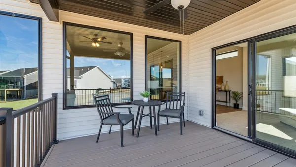 $528,305 | 6214 College Avenue, Davenport, IA 52807
