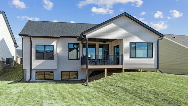 $528,305 | 6214 College Avenue, Davenport, IA 52807