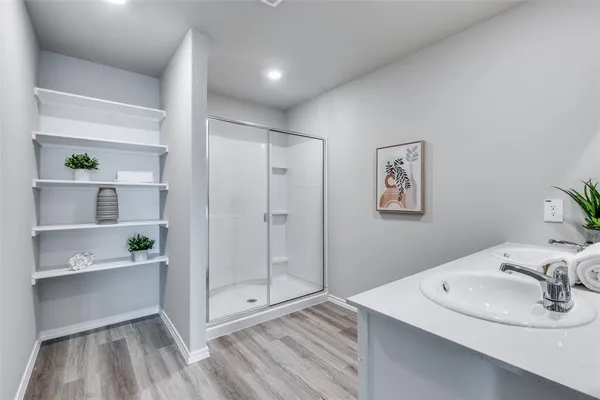 $2,400 | 269 Cal Frd Drive, Justin, TX 76247