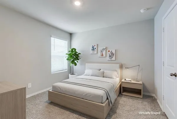 $2,400 | 269 Cal Frd Drive, Justin, TX 76247