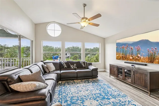 $799,900 | 9212 River Cove Drive, Riverview, FL 33578