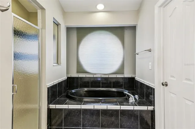 $799,900 | 9212 River Cove Drive, Riverview, FL 33578