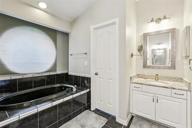 $799,900 | 9212 River Cove Drive, Riverview, FL 33578