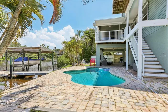 $799,900 | 9212 River Cove Drive, Riverview, FL 33578