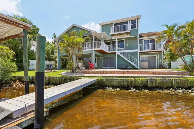 $799,900 | 9212 River Cove Drive, Riverview, FL 33578