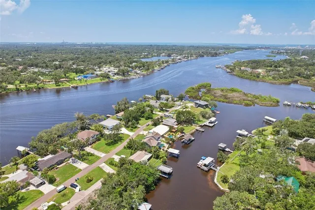 $799,900 | 9212 River Cove Drive, Riverview, FL 33578