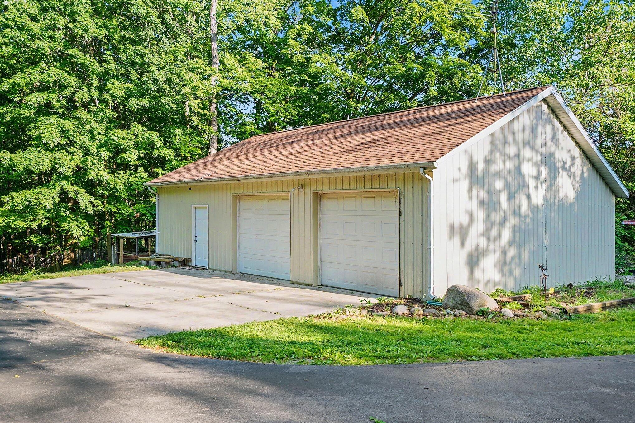 2912 Niles Buchanan Road Buchanan, MI 49107 - Photo 29 of 39 034_file_7090