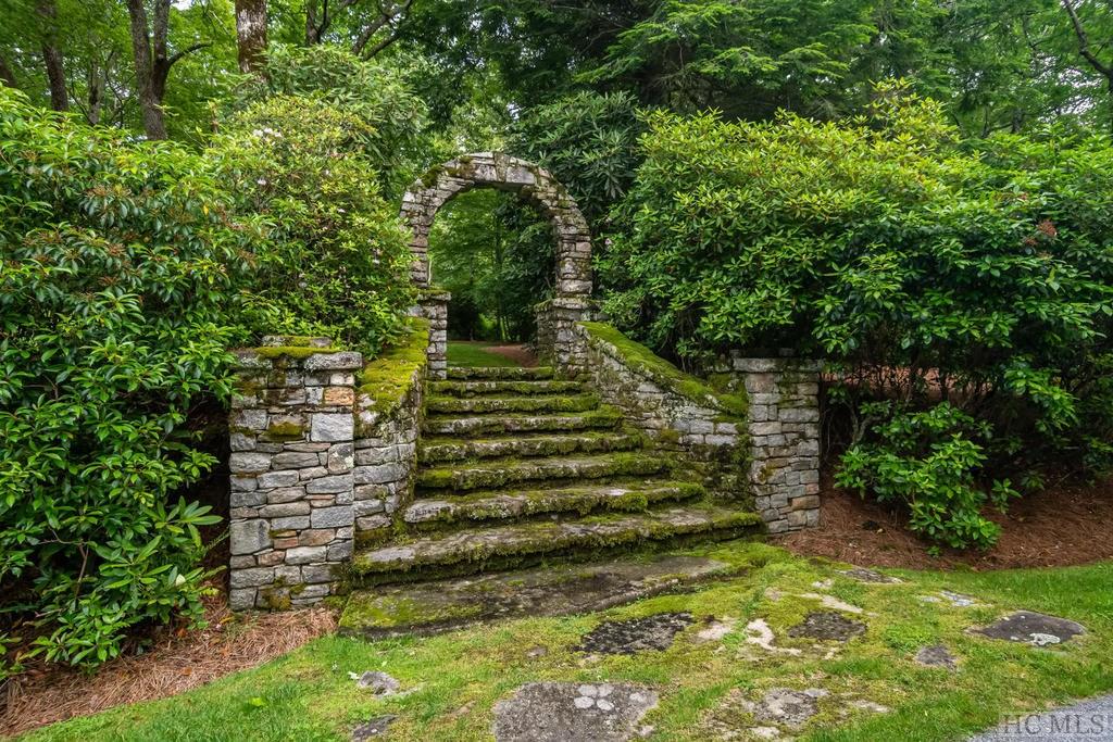 731-735 Ravenel Ridge Road Highlands, NC 28741 - Photo 31 of 31 Gallery Image 31