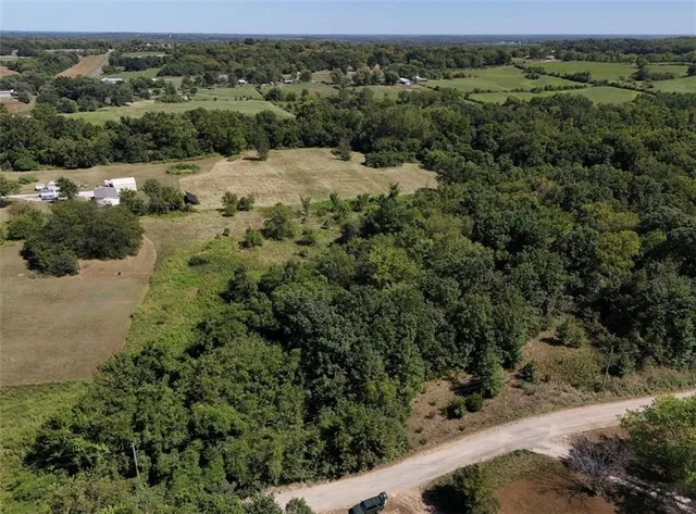 $74,900 | 441 Northwest 1821st Road, Kingsville, MO 64061