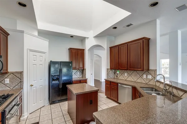 $3,300 | 11614 Aucuba Lane, Houston, TX 77095