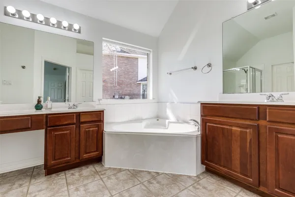 $3,300 | 11614 Aucuba Lane, Houston, TX 77095