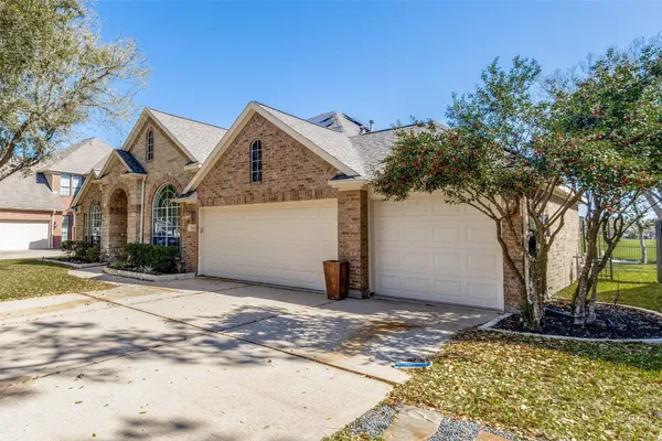 $3,300 | 11614 Aucuba Lane, Houston, TX 77095