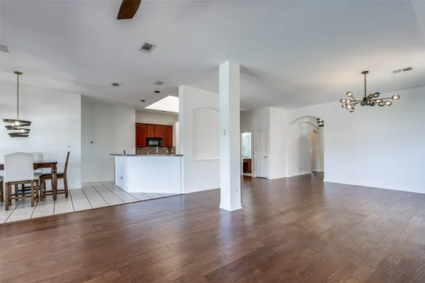 $3,300 | 11614 Aucuba Lane, Houston, TX 77095