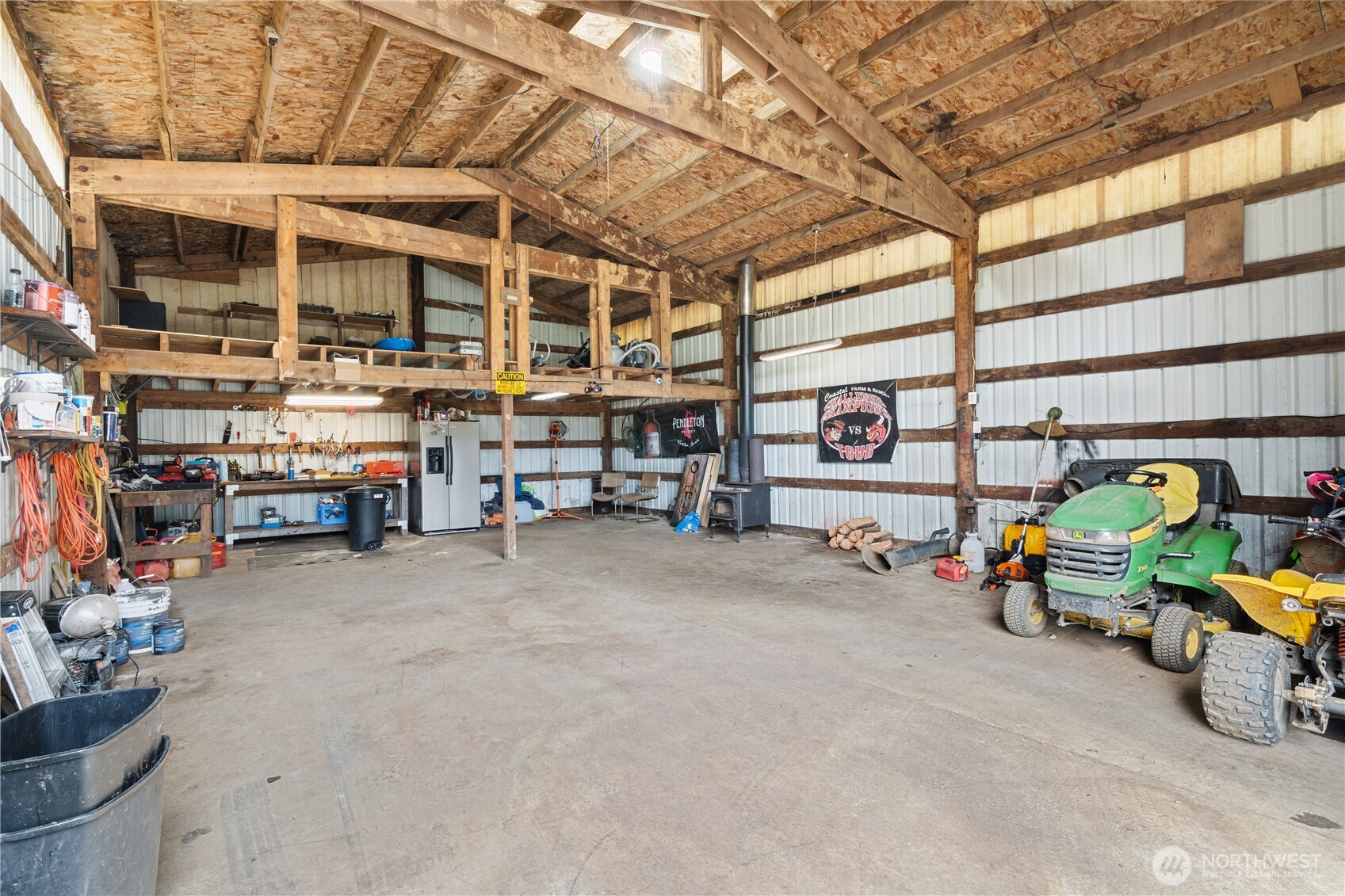 4653 Wishkah Road Aberdeen, WA 98520 - Photo 15 of 33