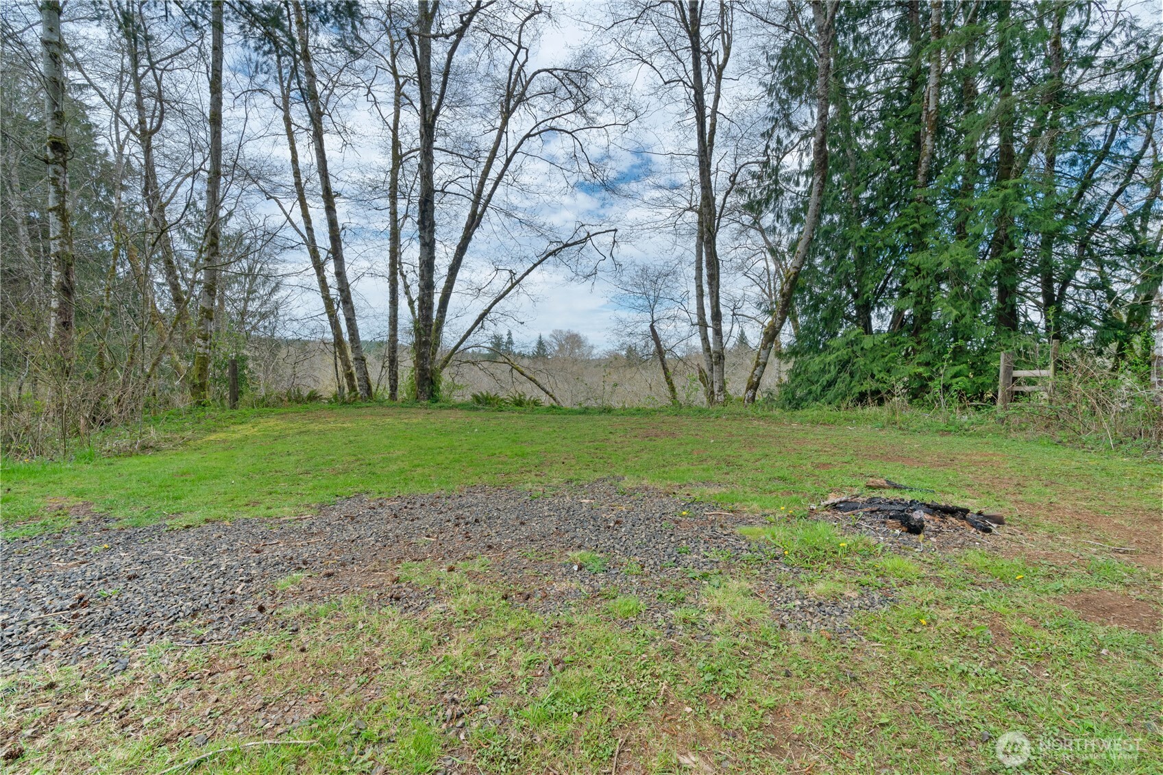 4653 Wishkah Road Aberdeen, WA 98520 - Photo 21 of 33