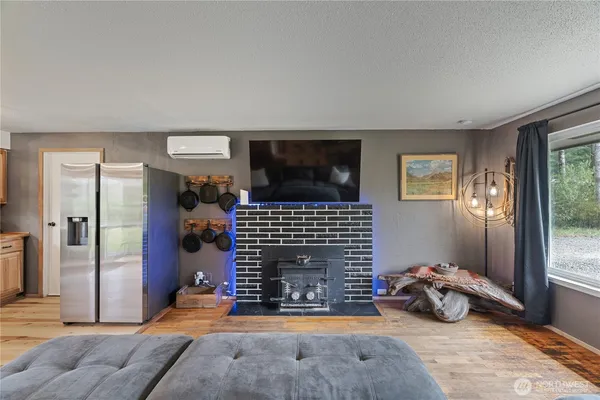 $365,000 | 4653 Wishkah Road, Aberdeen, WA 98520